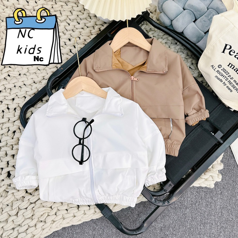 Áo khoác gió 2 màu nâu, trắng