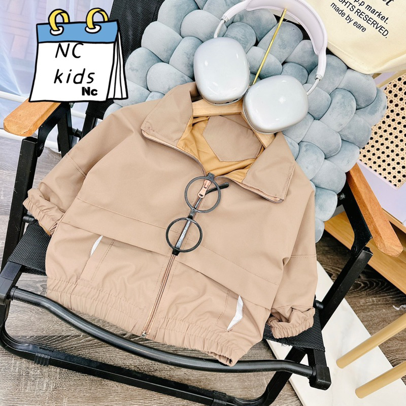 Áo khoác gió 2 màu nâu, trắng