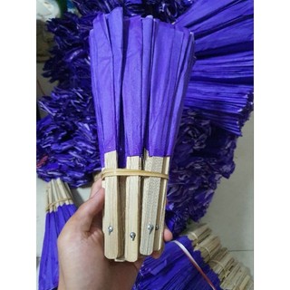 Quạt giấy màu tím