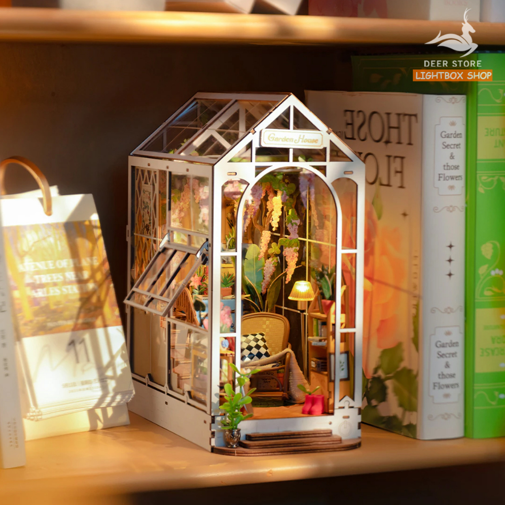 Book Nook Robotime Rolife Holiday Garden House DIY Book Nook TGB06. Mô hình gỗ 3d Trang trí giá sách.