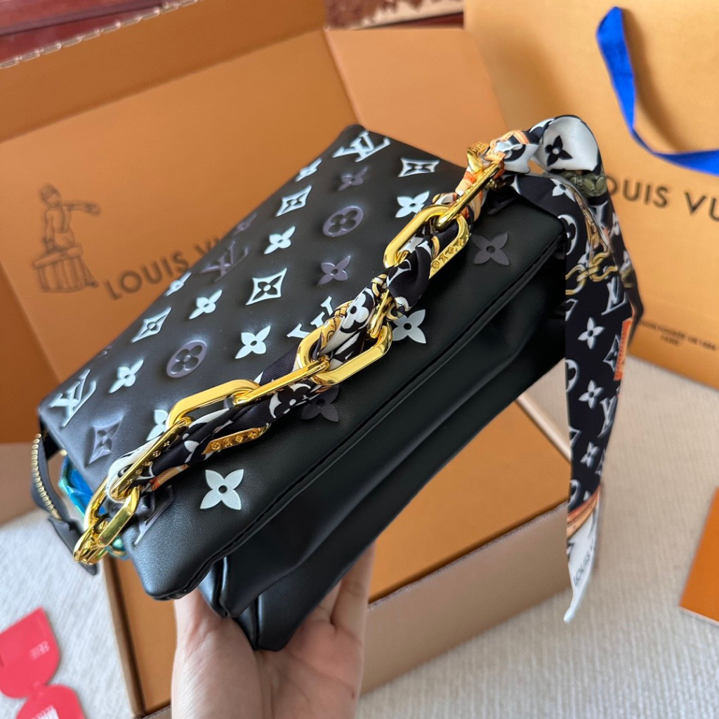 TÚI LV COUSSIN SZ22