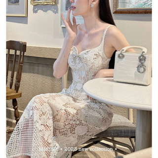 Đầm ren nơ đá