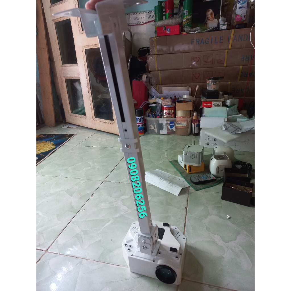 Giá treo máy chiếu mini co giãn 60cm ra 1m