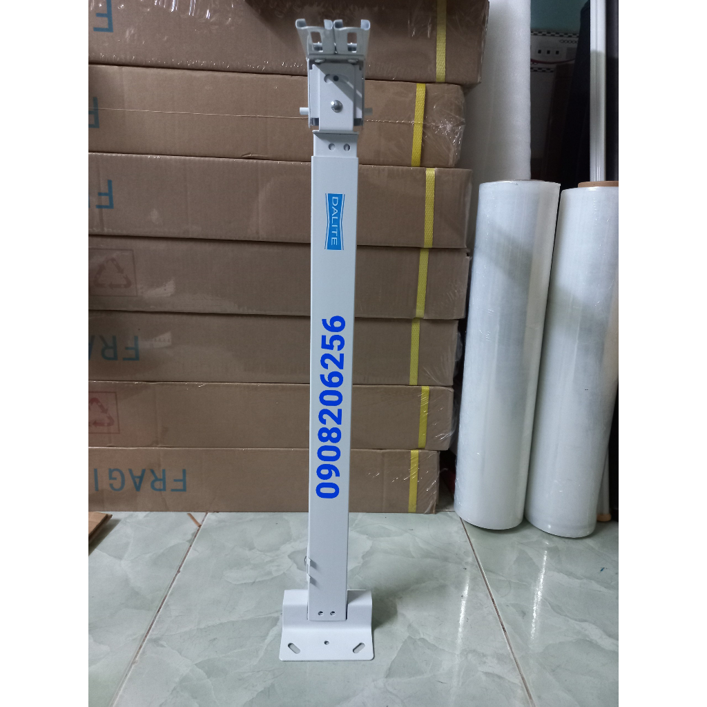 Giá treo máy chiếu mini co giãn 60cm ra 1m