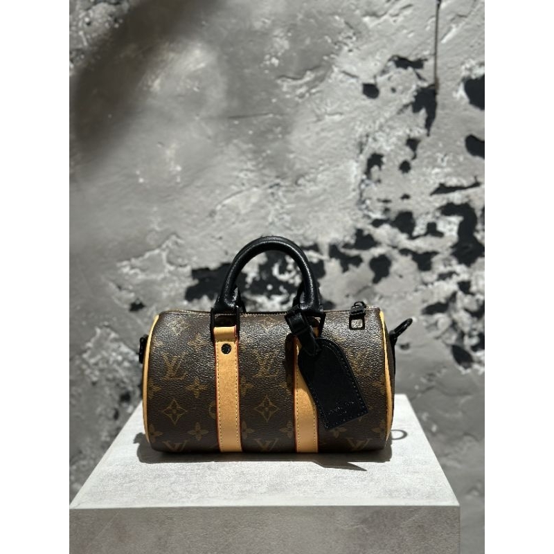 Túi LV  sz21cm cực cá tính fullbox vip nam châm