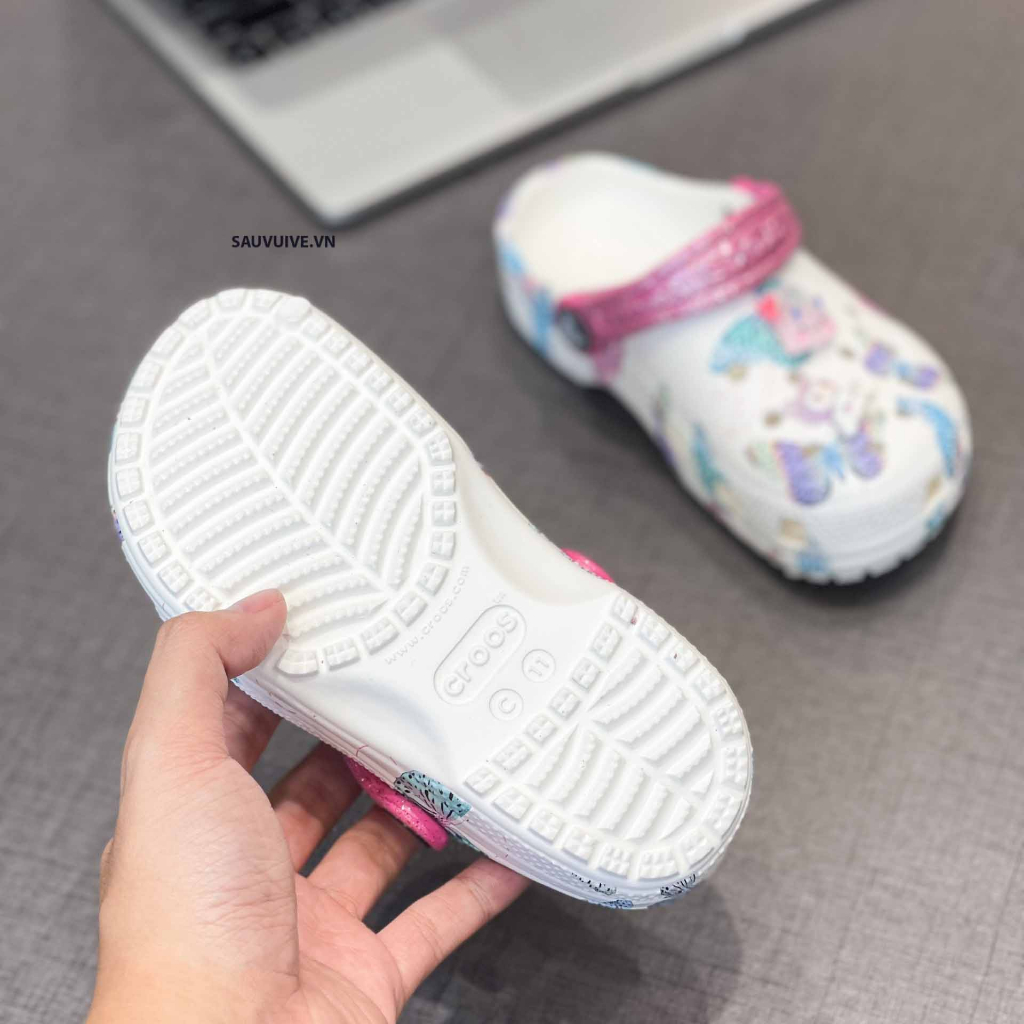 CFF - Cross Classic Toddler Butterfly Kid - Tặng 6 jibbitz ngẫu nhiên theo giới tính - Sấu Vui Vẻ