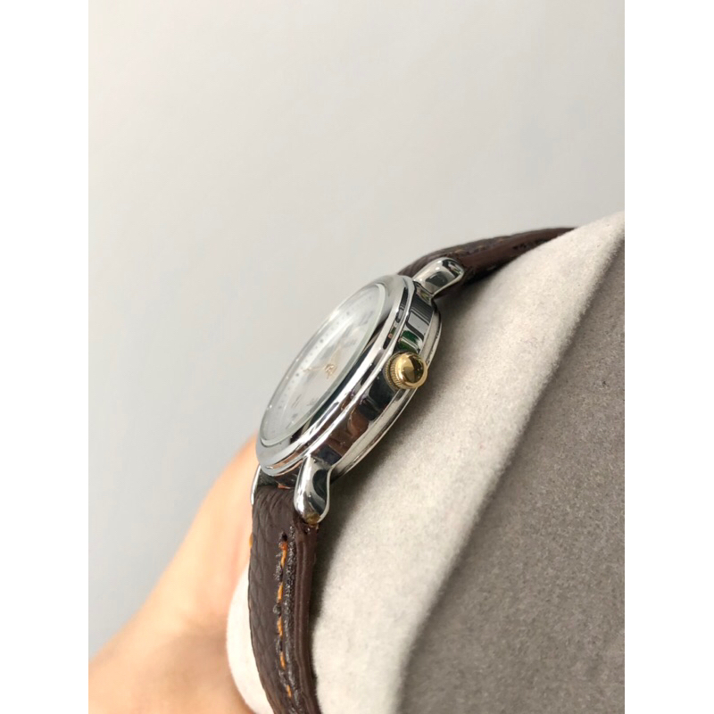 ĐỒNG HỒ NỮ ALBA PIN NĂNG LƯỢNG NHẬT