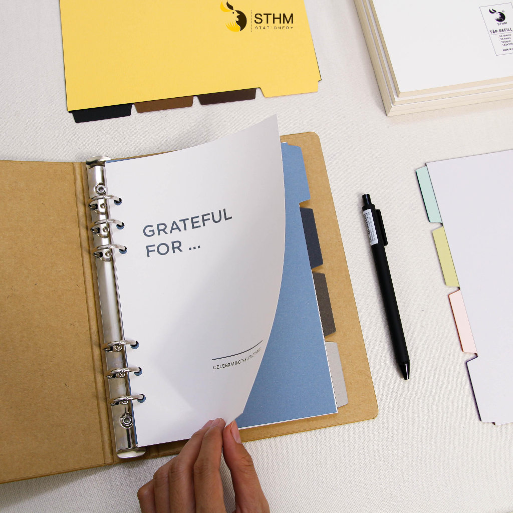 Set 4 tab phân trang cho sổ còng 6 lỗ - A5 - STHM stationery