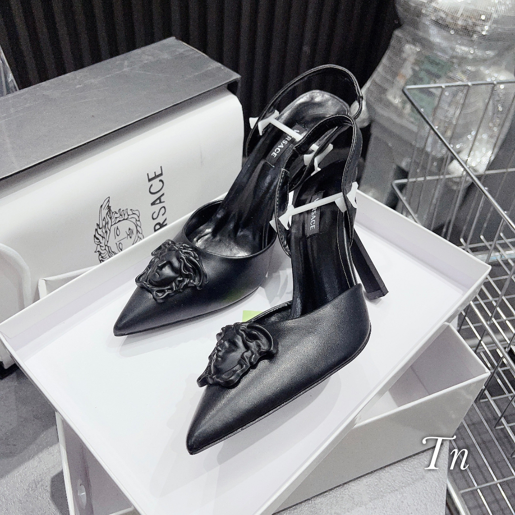 SANDAL VERSAC CAO GÓT