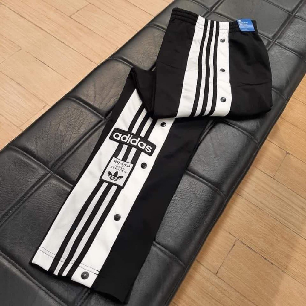 Quần Dài adidas Adicolor Classics Adibreak Track Đen ( IB5924 ) Màu Đen 3 Sọc | PiuPiu Authentic