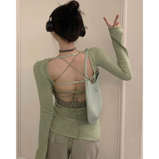 Áo len hở lưng Ulzzang( sẵn xanh)