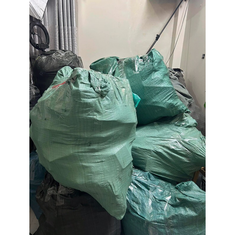 Kiện Hàng Boom Quốc Tế Lớn