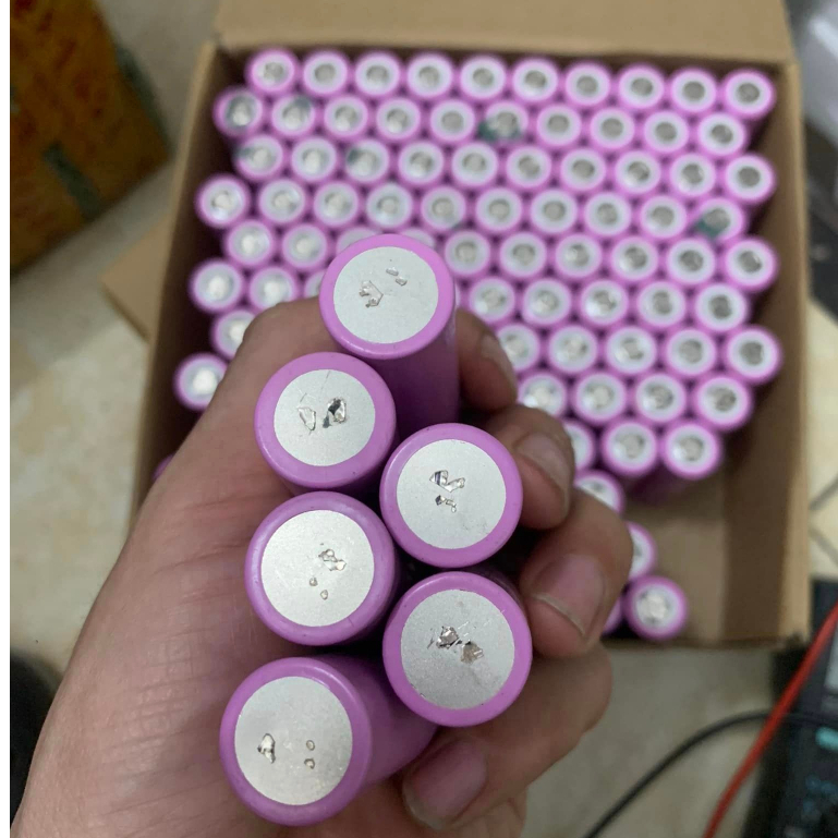 Pin 18650 Samsung 33Q dung lượng 3200mAh - 3.7V xả 20A .