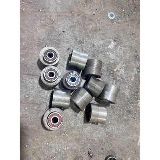 Con lăn gang ( sử dụng cho máy duỗi sắt, lulo bằng gang) -1bộ 8cục
