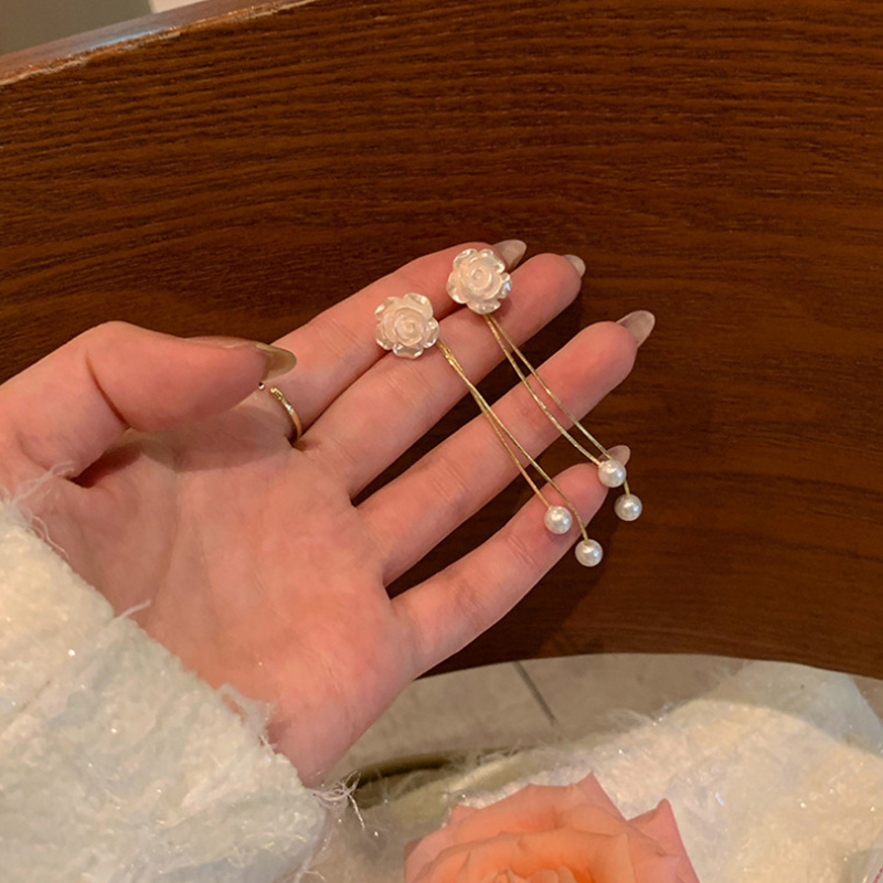 Beautycoco🍊Đôi Bông Tai Dáng Dài Đính Hoa Trà  Phối Tua Rua Thời Trang Cho Nữ,Bông tai mạ bạc 925 hình hoa trà đính ngọc trai phong cách mới 2023