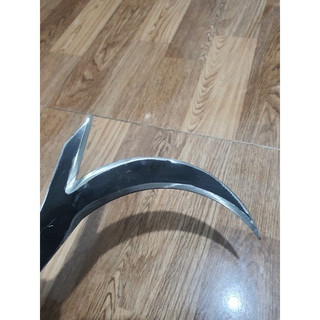 liềm hái dừa trên cao