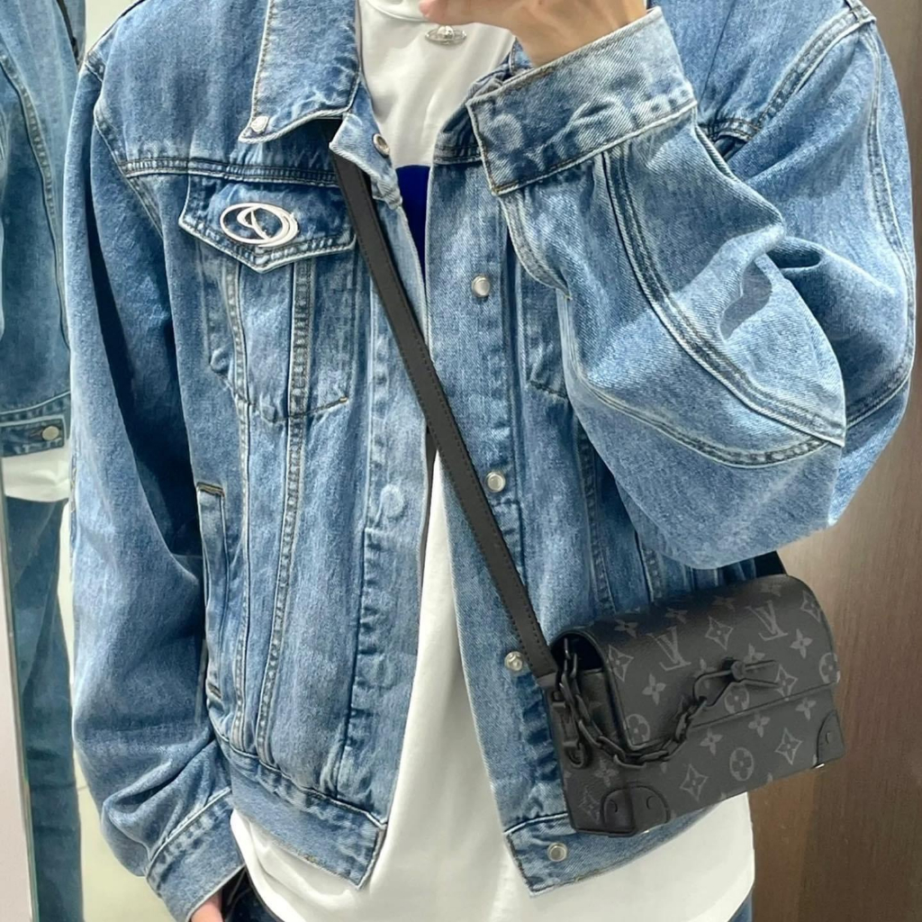 Túi đeo chéo đựng điện thoại nam nữ unisex Academy Steamer 2 box nam châm L.V size 18 super đen trơn Smano bags hoả tốc