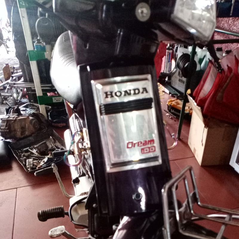 Mặt xi xe Dream