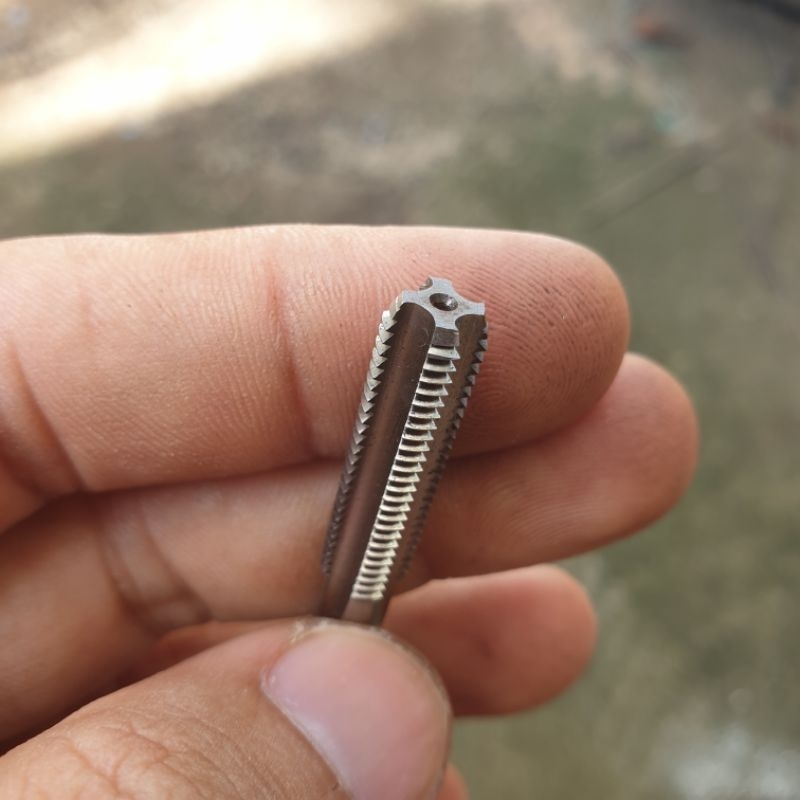 Mũi taro OSG japan M7x1mm hàng mới