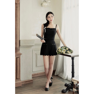 Áo 2 dây tết , có trang trí hoa trên áo kết hợp quần short - Thiết kế Méli