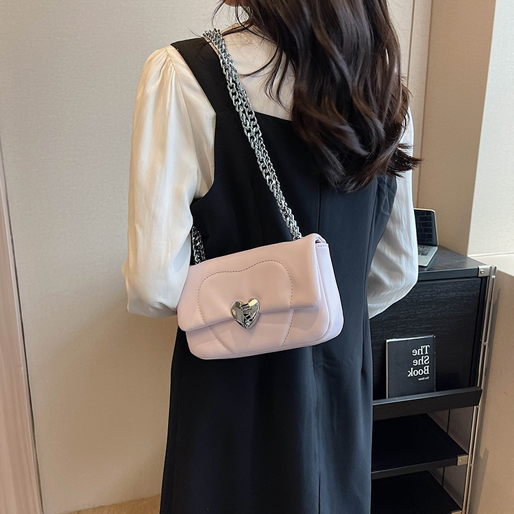 Túi xách nữ đẹp đeo chéo kẹp nách đi tiệc đi chơi giá rẻ cao cấp thời trang Hàn Quốc khóa tim TX0129 Hana Bags
