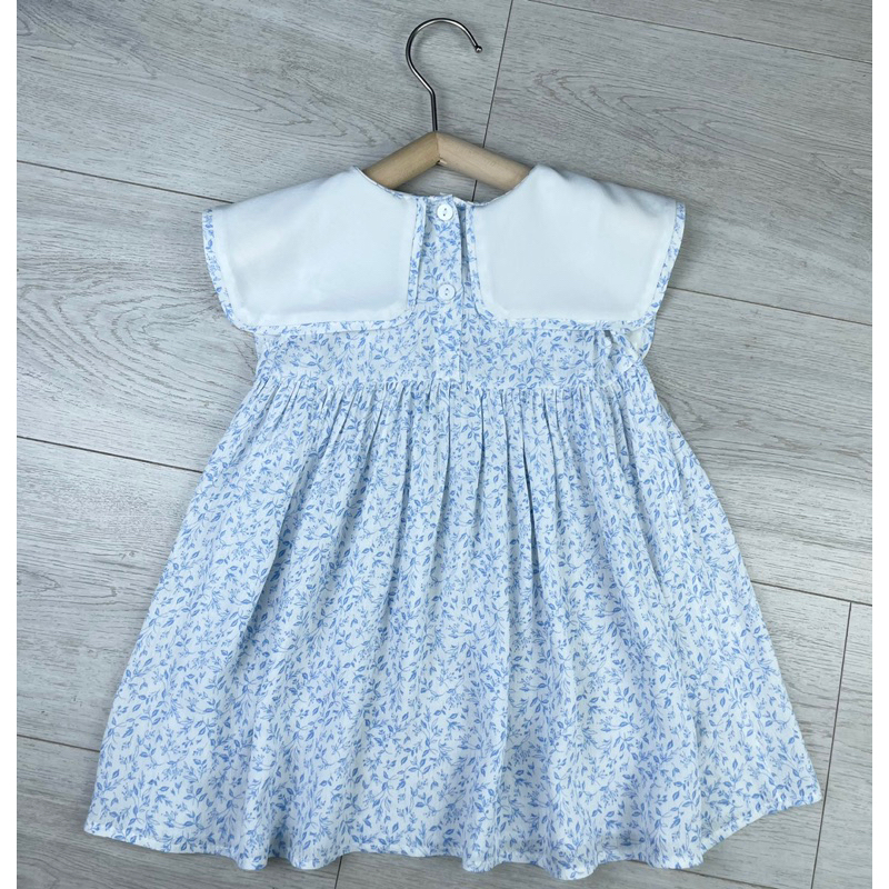 *Tiệm nhà Mì* Đầm bé gái cố bèo vuông dáng babydoll họa tiết hoa xanh nhí chất vải xô đũi mềm mát