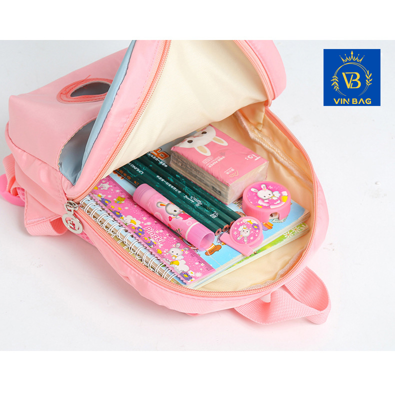 Balo mẫu giáo kèm thú bông đáng yêu và ngộ nghĩnh, cặp mầm non cho bé trai và bé gái đang là trend của năm 2023