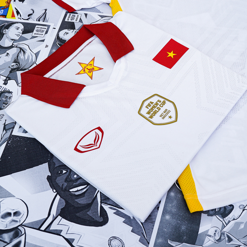 Áo bóng đá Đội tuyển Việt Nam phiên bản kỷ niệm Grand Sport