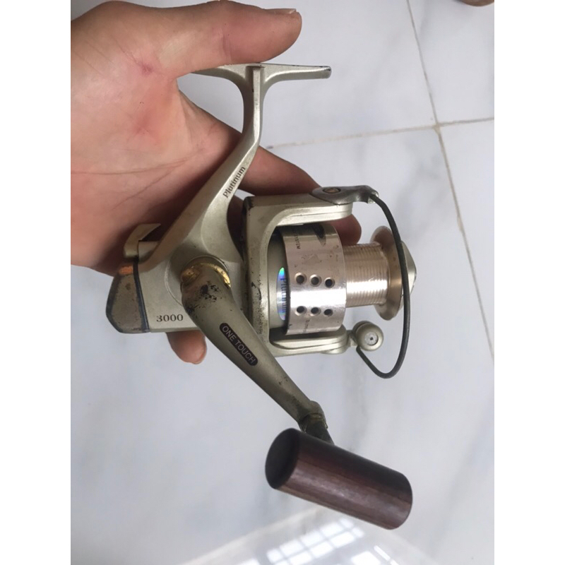 Máy câu Plutinum 3000 korea