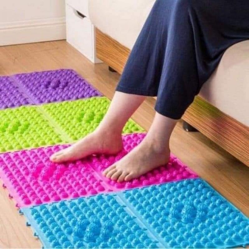 Thảm gai matxa trị liệu cảm giác bàn chân kích thước  27x36cm