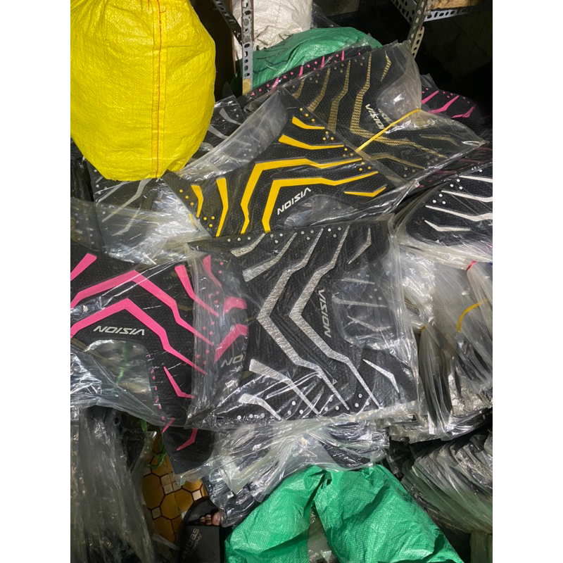 Thảm Lót Chân VISION 2021 2022 2023 Cao Su Dầy