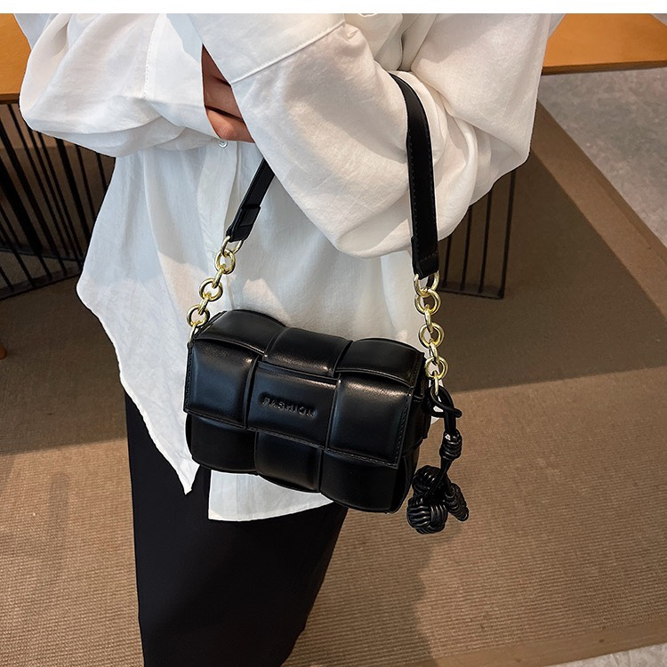 Túi xách nữ, Túi đan ô vuông hottrend. Đeo chéo, đeo vai, Thời trang phong cách 2023