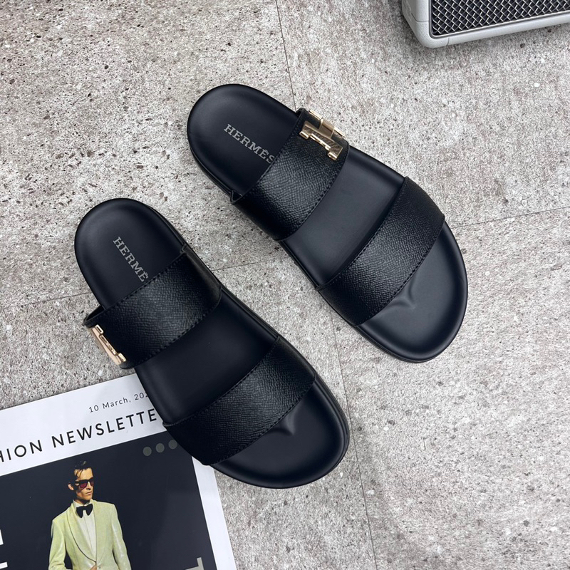 Dép lê nam 2 quai HM da bò đế cao khuy đính khuy H vàng