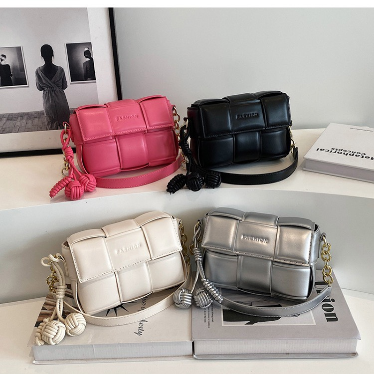 Túi xách nữ, Túi đan ô vuông hottrend. Đeo chéo, đeo vai, Thời trang phong cách 2023