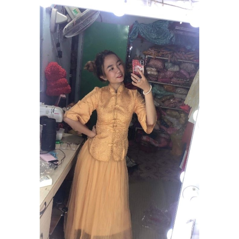 Cho thuê áo dài bưng quả đồng giá 90k