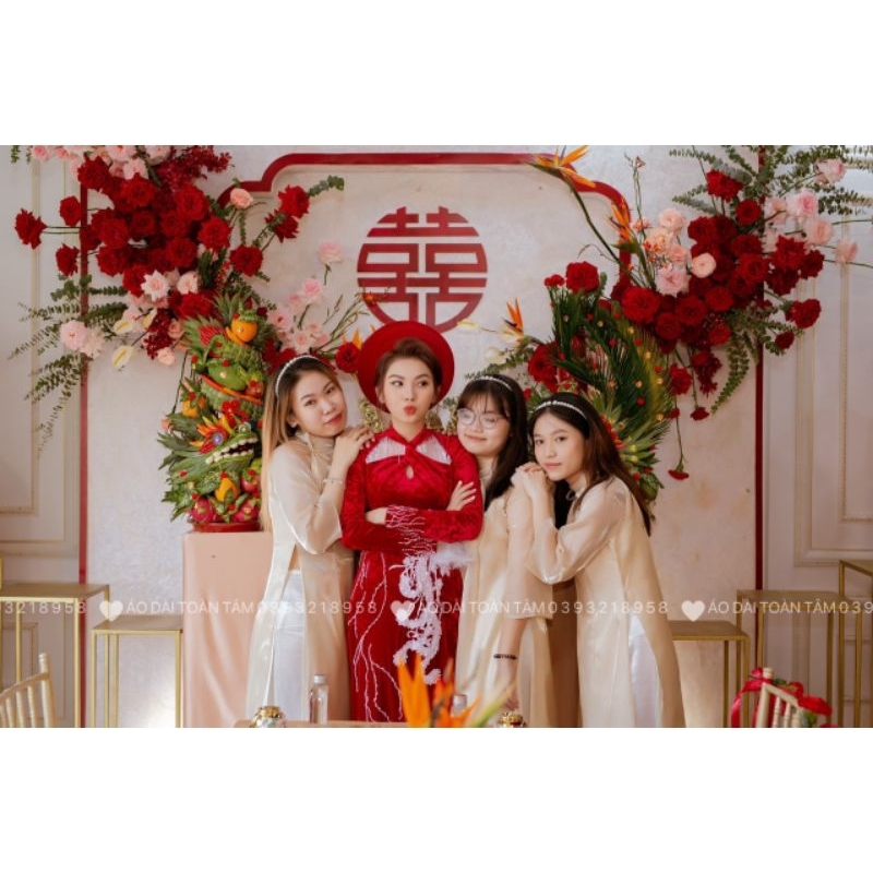 Áo dài bưng quả đồng giá 90k