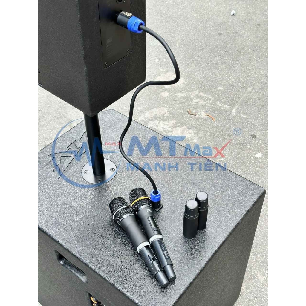 Loa Kéo Karaoke LW1565 Công Suất 500W Kèm 2 Micro Bluetooth Bass 40cm Siêu Trầm Hỗ Trợ Bluetooth, USB, Thẻ Nhớ.