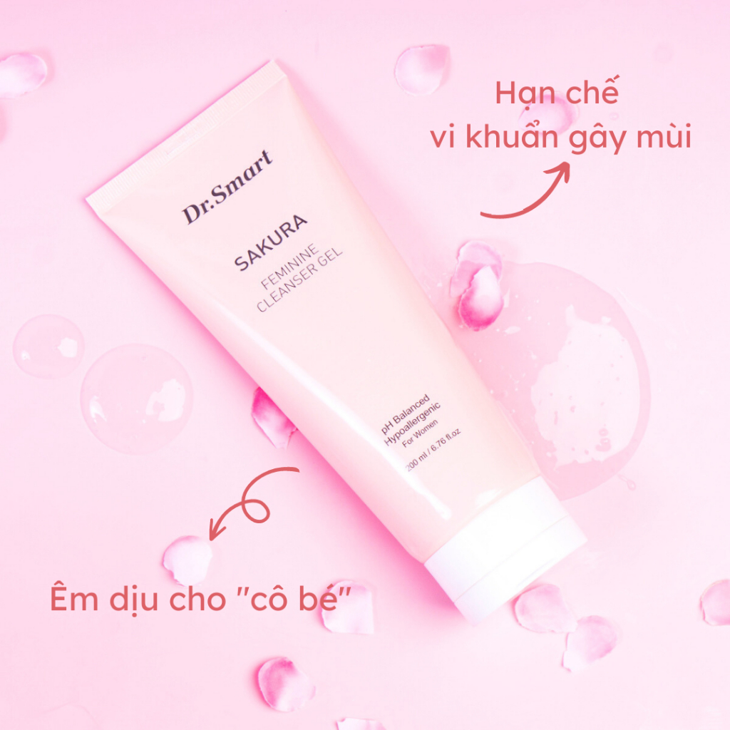 Dung dịch vệ sinh phụ nữ  Dr.Smart Sakura Làm Dịu Da, Giúp chống Khuẩn, Cân Bằng Độ pH Vùng Kín  200ml