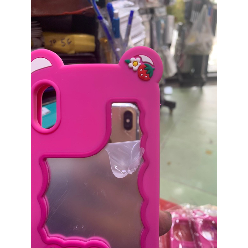 Ốp lưng iPhone XS,XSmax dẻo lưng có gương hình gấu dâu