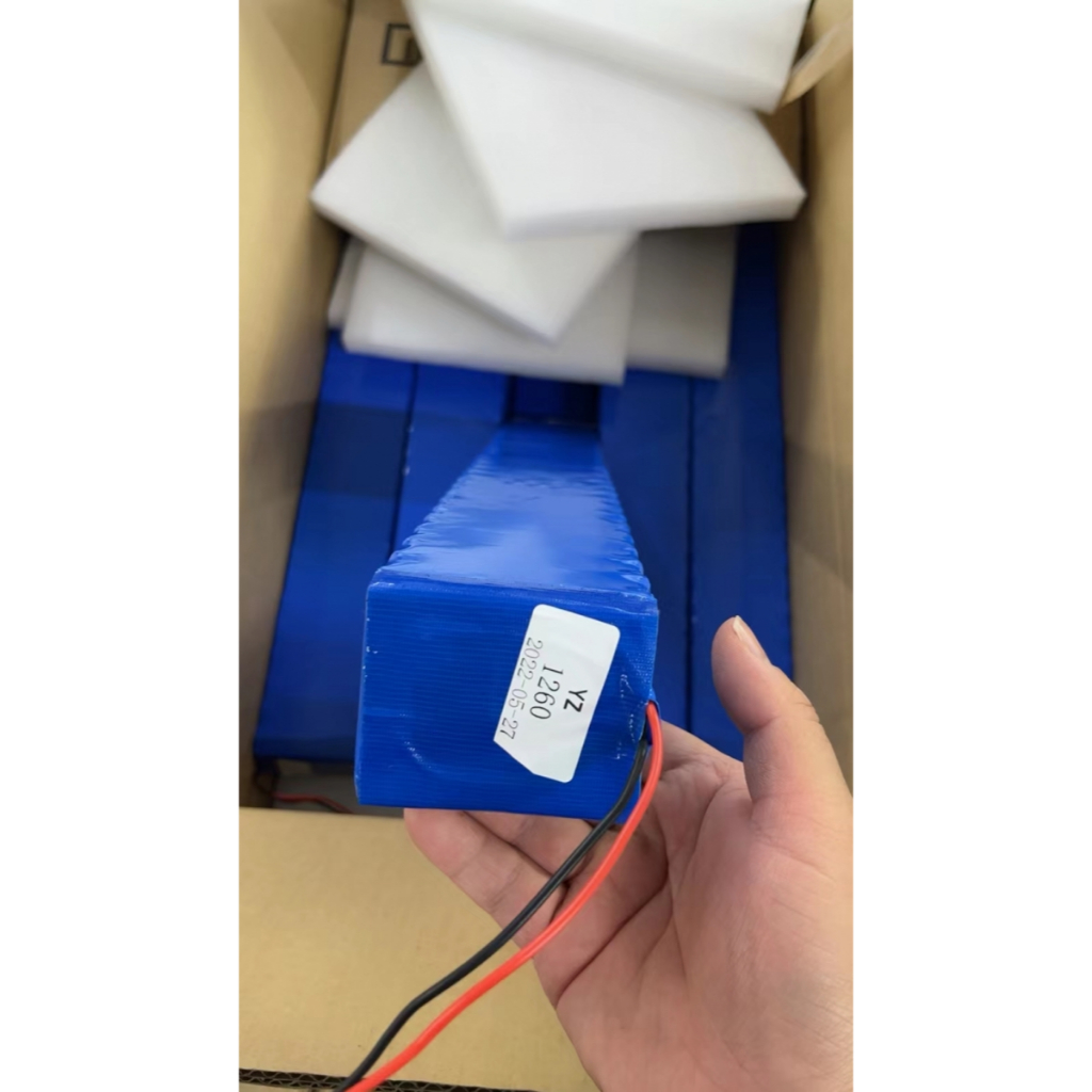 Tấm Pin Năng Lượng Mặt Trời 40W-14ah 40w NGUỒN 12V led va camera xài 2 ngày led 12v sạc bình 12v