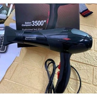 Máy sấy tóc Panasonic.