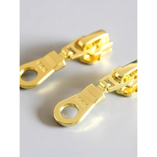 02 cái  Củ khóa YKK