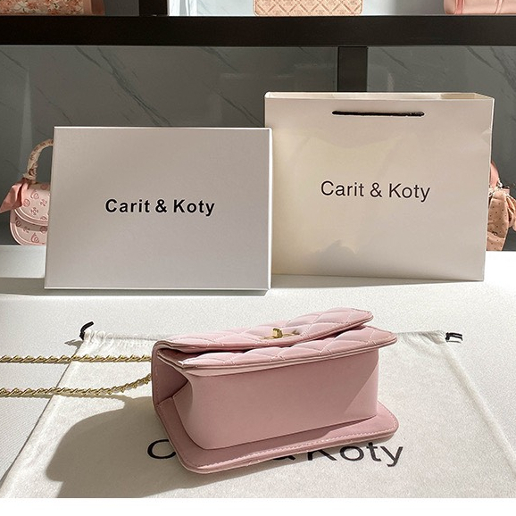 Túi Xách Nữ Carit & Koty Da Trơn Thêu Quả Trám Màu Hồng Xinh Xắn 2023