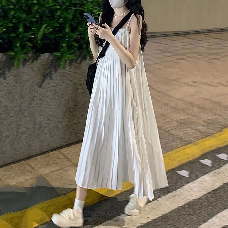 Váy hai dây nữ xếp ly màu trắng dáng dài