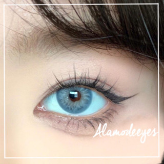 Lens xanh dương xoáy