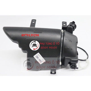 Bình nước rửa kính isuzu qkr