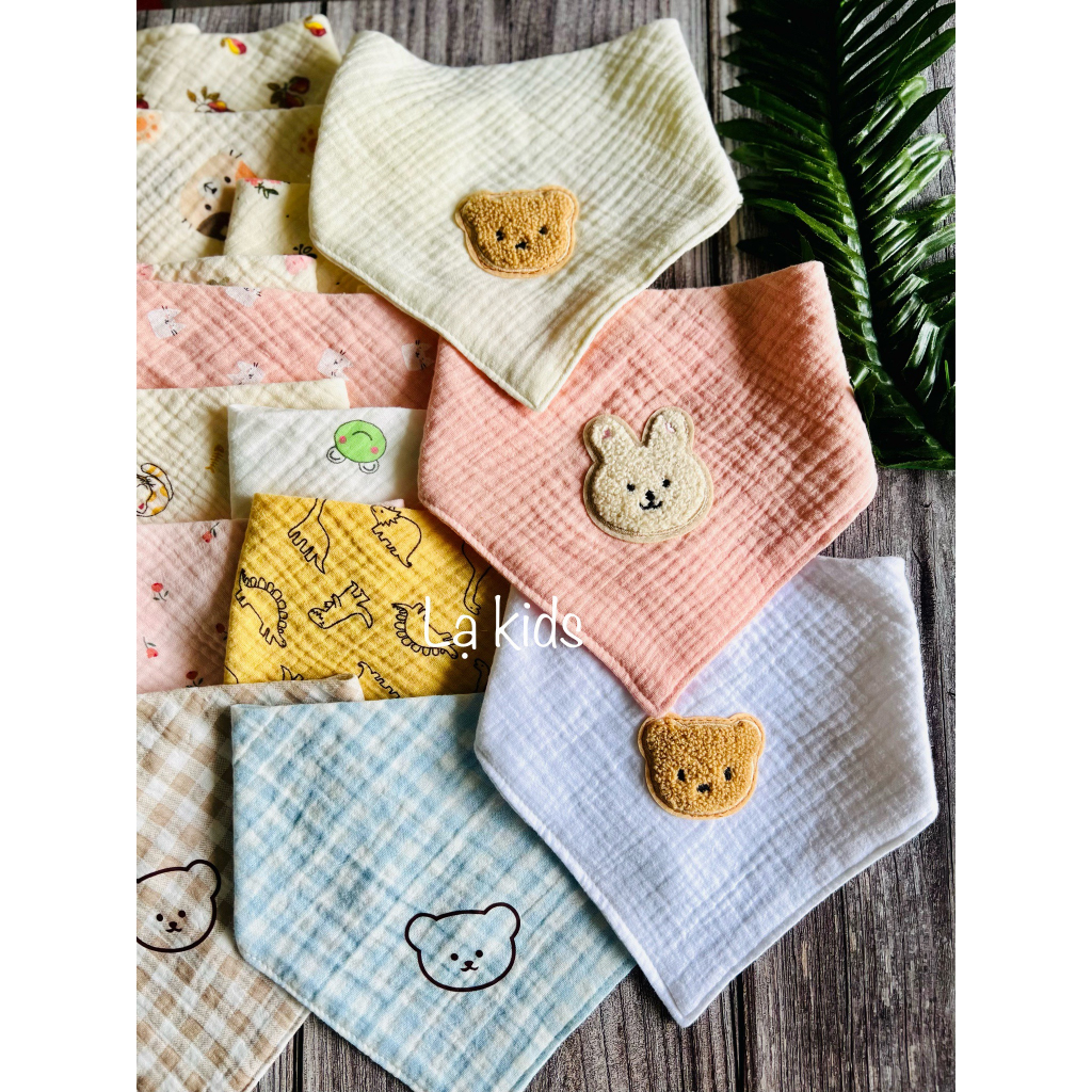 Set 2 yếm xô muslin 4 lớp cho bé,