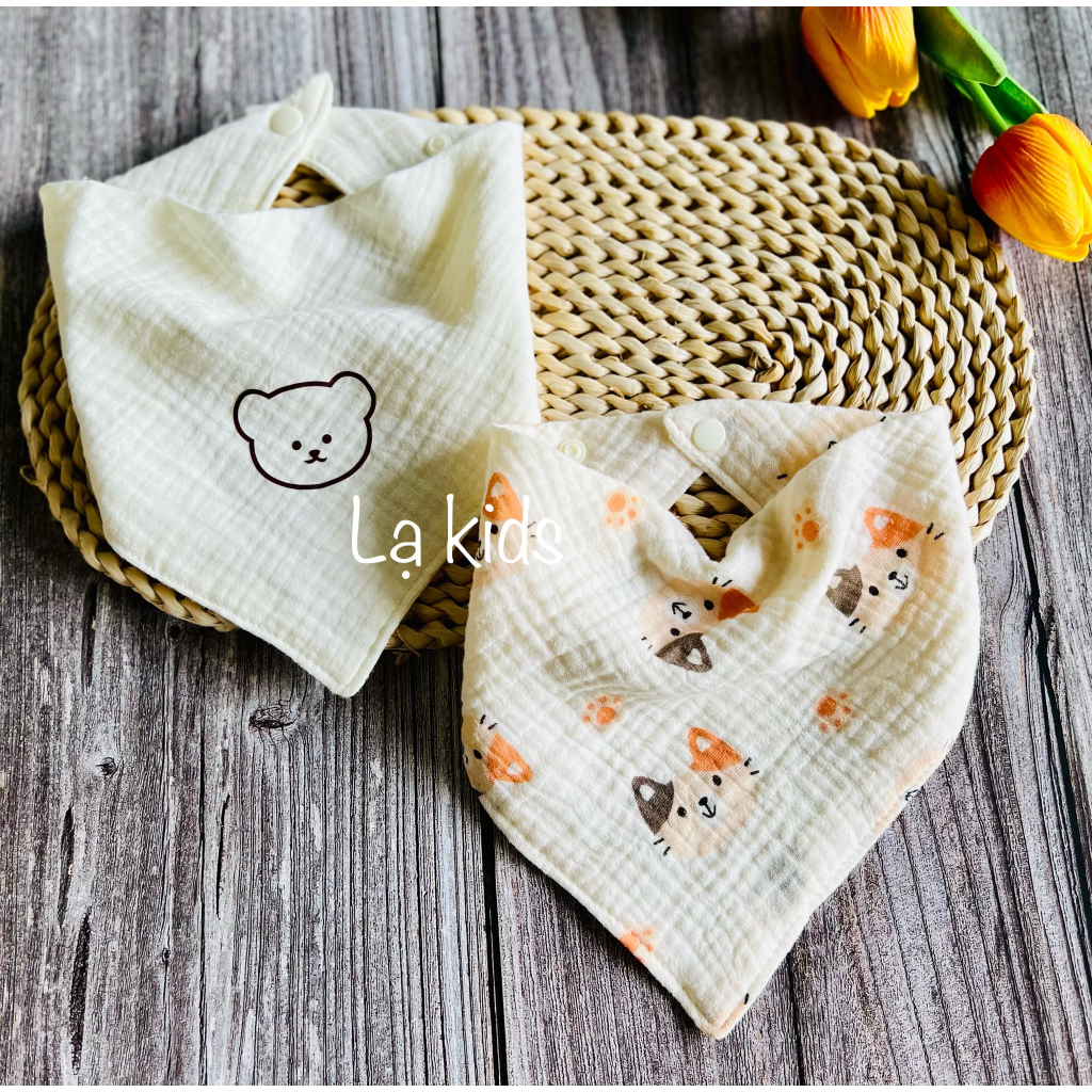 Set 2 yếm xô muslin 4 lớp cho bé,