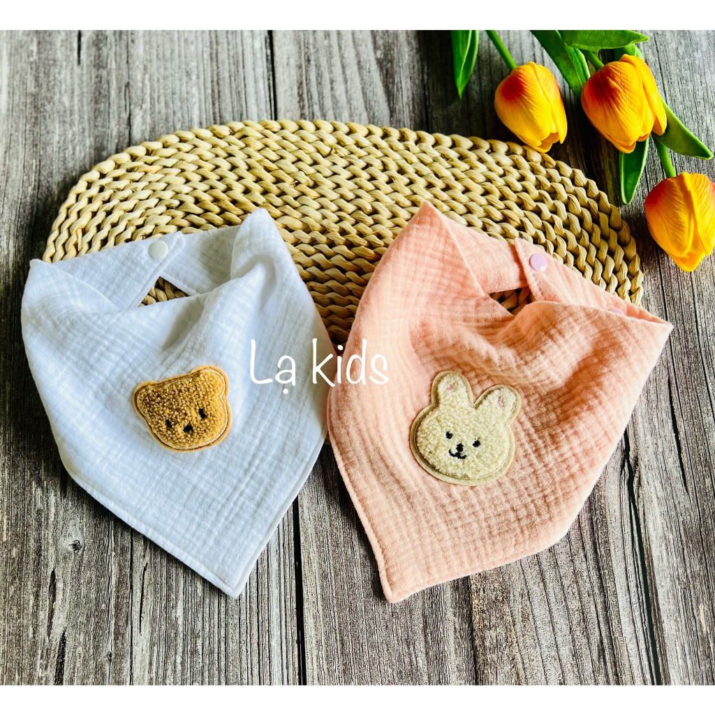 Set 2 yếm xô muslin 4 lớp cho bé,