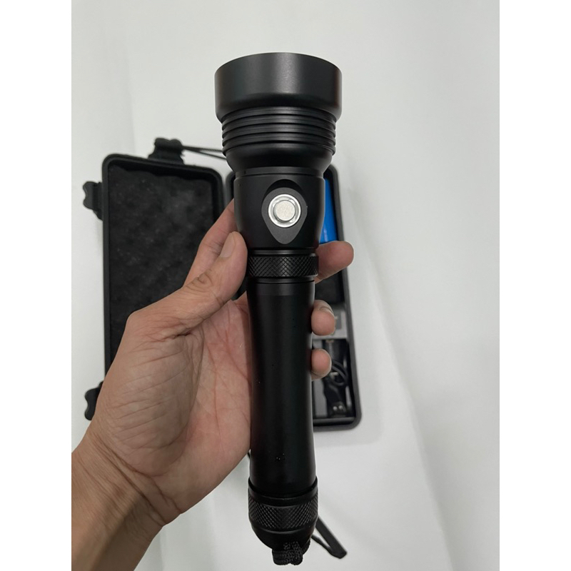 Đèn Pin Lặn Biển Siêu Sáng XHP70 Chống Nước Tuyệt Đối lên tới 200m cho thợ lặn chuyên nghiệp